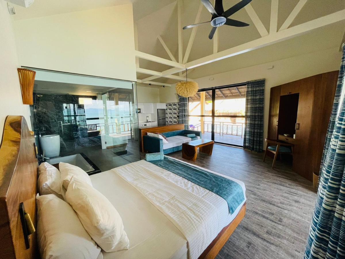 Absolute Beachfront Villas Baan Tai Exteriör bild
