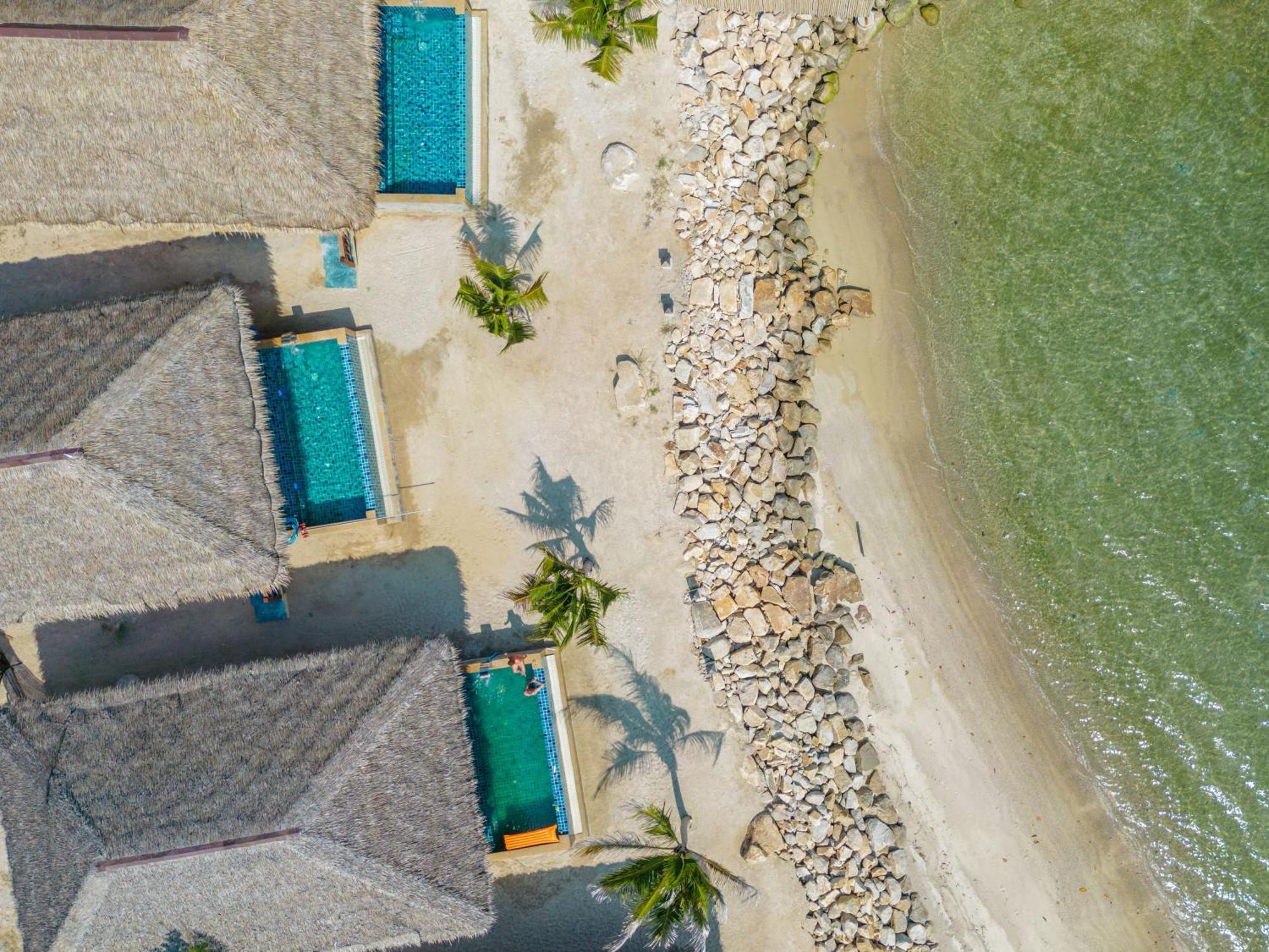 Absolute Beachfront Villas Baan Tai Exteriör bild