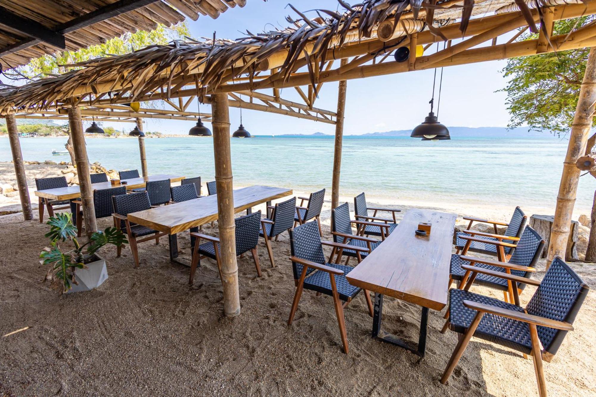 Absolute Beachfront Villas Baan Tai Exteriör bild