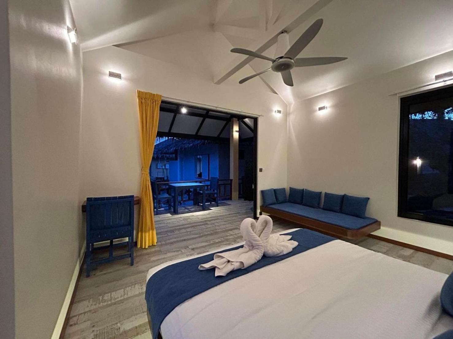 Absolute Beachfront Villas Baan Tai Exteriör bild